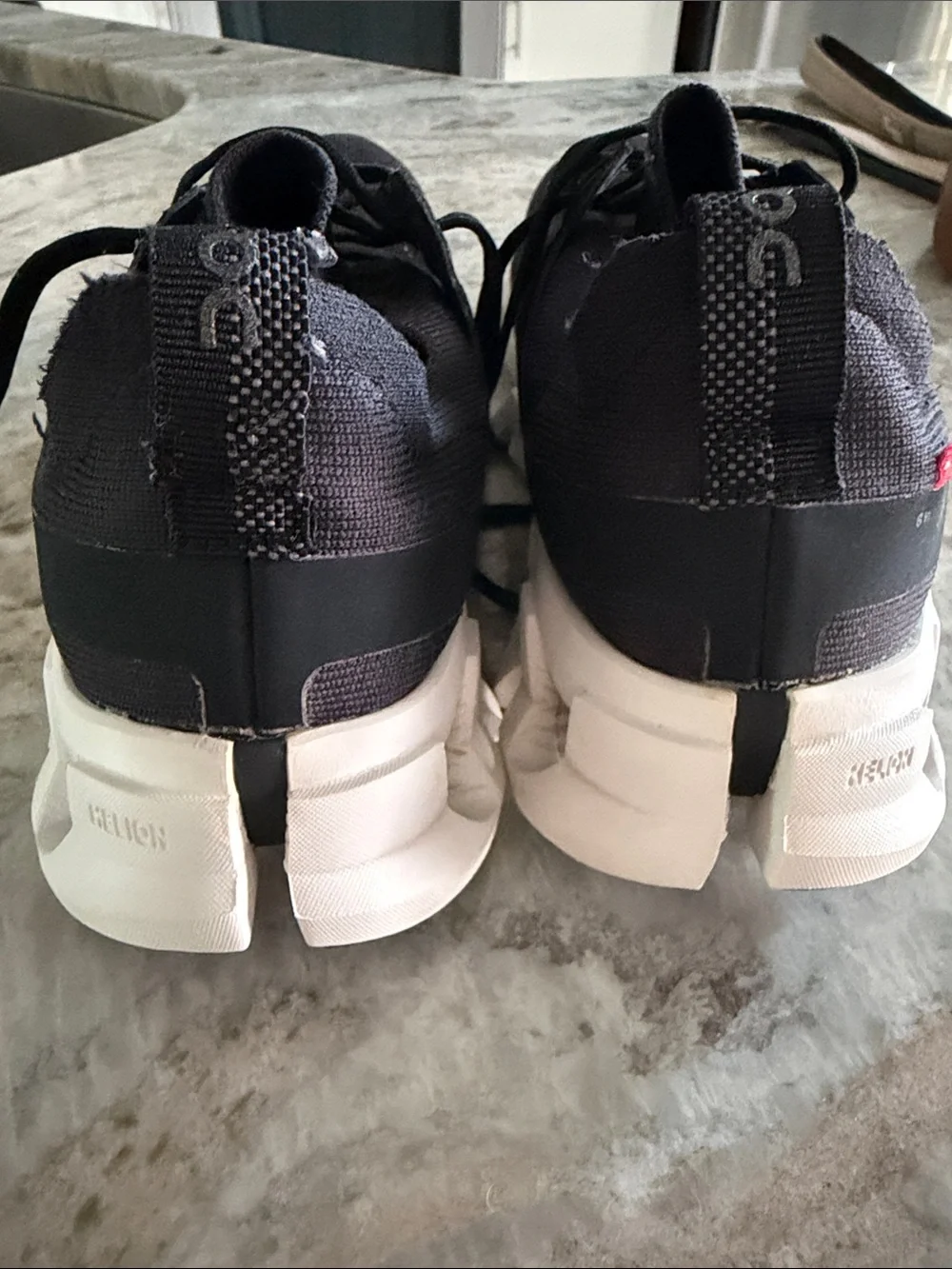 OnCloud Black Cloudswift Running Sneakers with White Sole